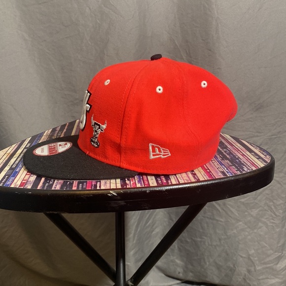 New Era HWC Chicago Bulls Snap-Back Hat - Picture 3 of 9
